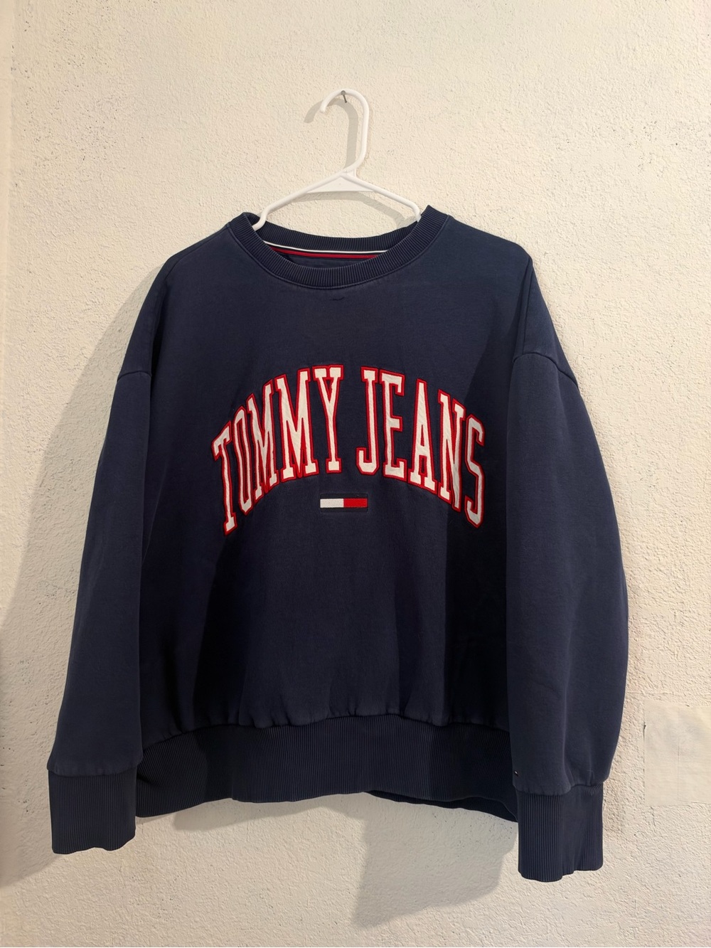 Vintage Tommy Jeans Navy Crewneck Sweatshirt Red & White Logo Made In India